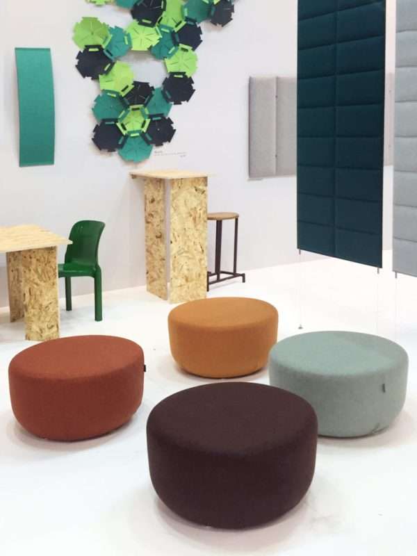 ACOUSTIC POUF