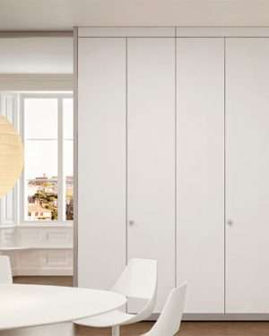 STORAGE WALL
